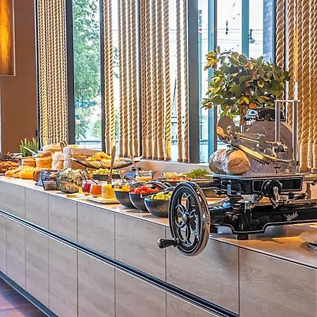 Hotel Scanhotels 4*